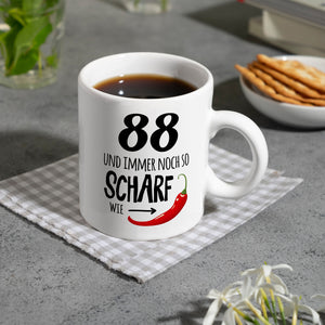 88 und immer noch so scharf wie Chili