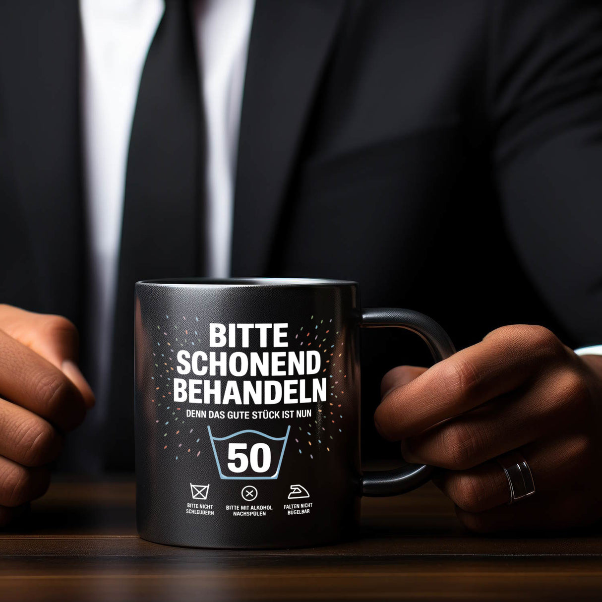 Wäschepflegeetikett Kaffeebecher bitte schonend behandeln wird 50