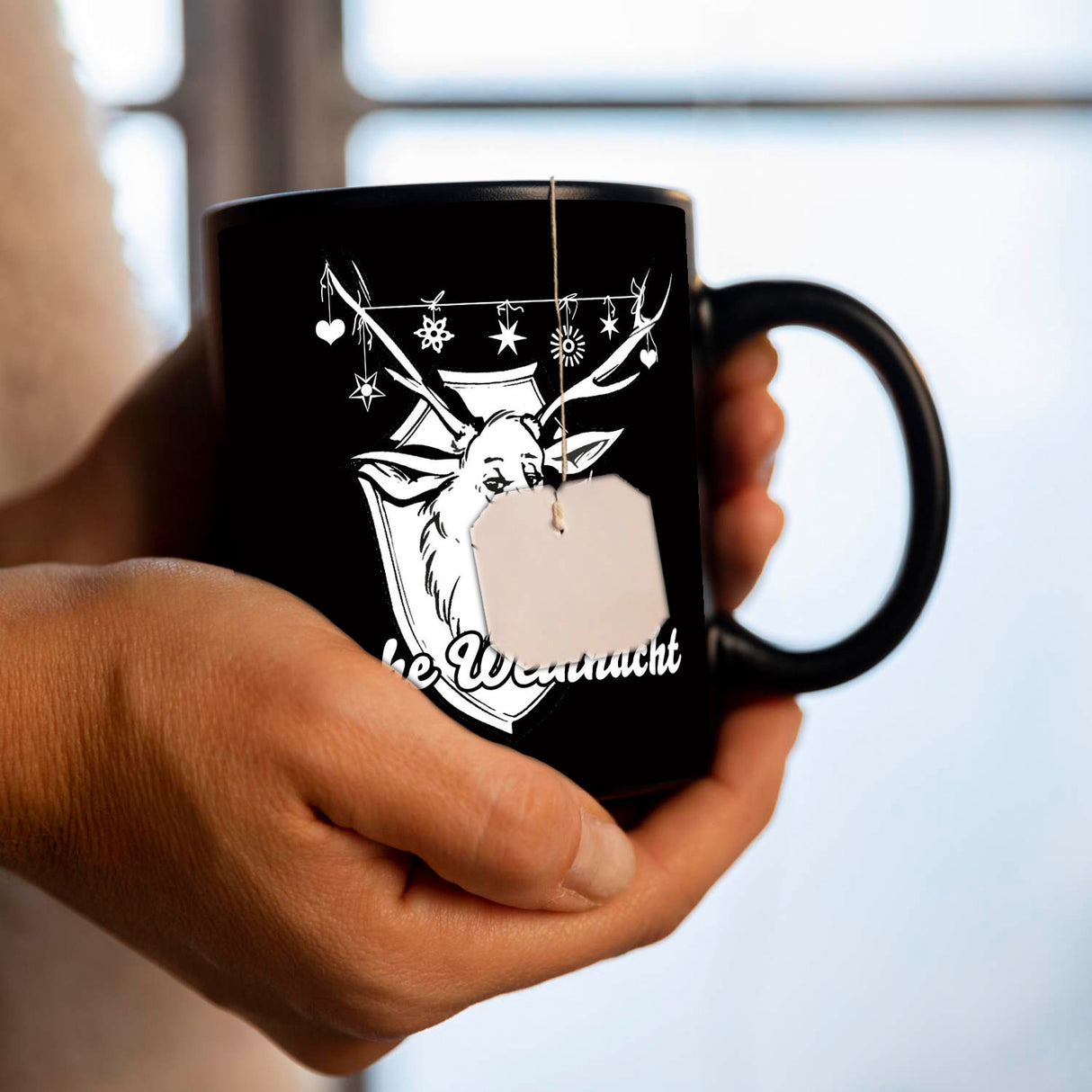 Hirschkopf Tasse in Schwarz mit Spruch: Frohe Weihnacht