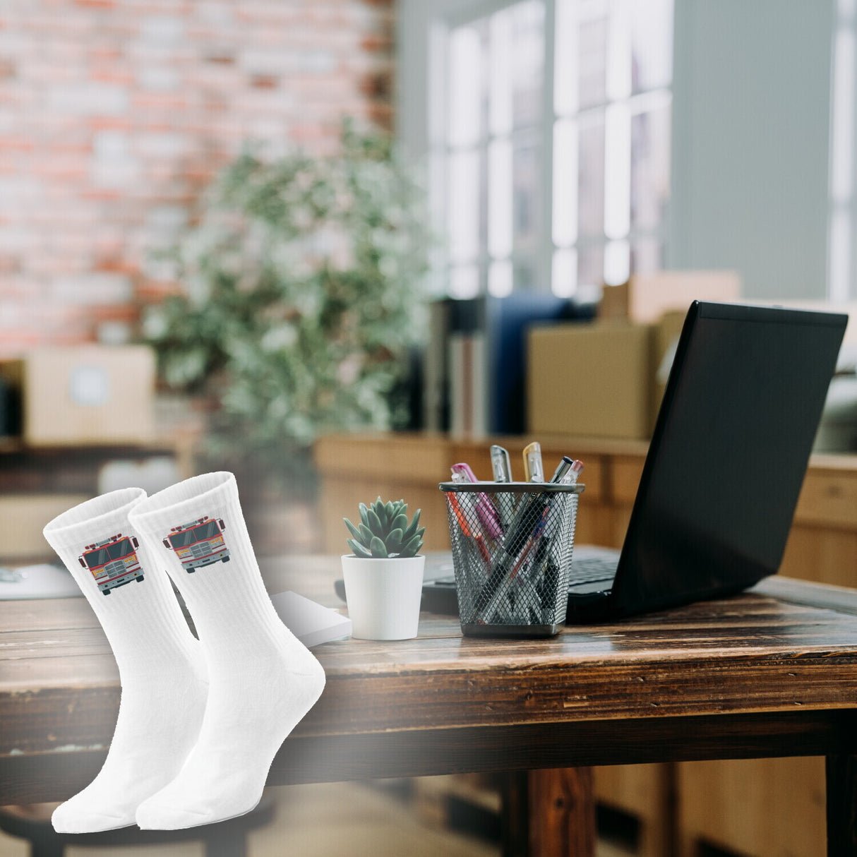 epicsocks FireFeet Feuerwehrwagen Socken in 37-41 im Paar