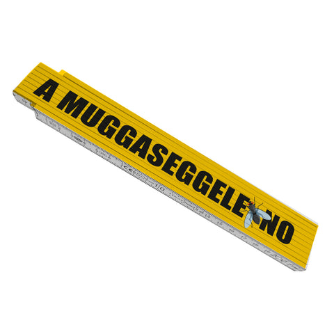 Schwaben Meterstab aus Holz mit Spruch: A Muggaseggele no!