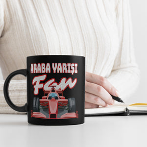 Sportwagen Tasse in Schwarz mit Spruch: Araba Yarisi Fan