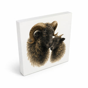 Flauschiger Charme Heideschnucke und Lamm Holzbild in 10x10 cm zum Stellen oder Aufhängen