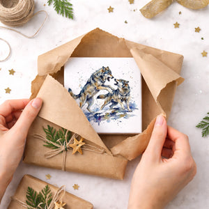 Wolfsrudel Kämpfende Wölfe Holzbild in 10x10 cm zum Stellen oder Aufhängen