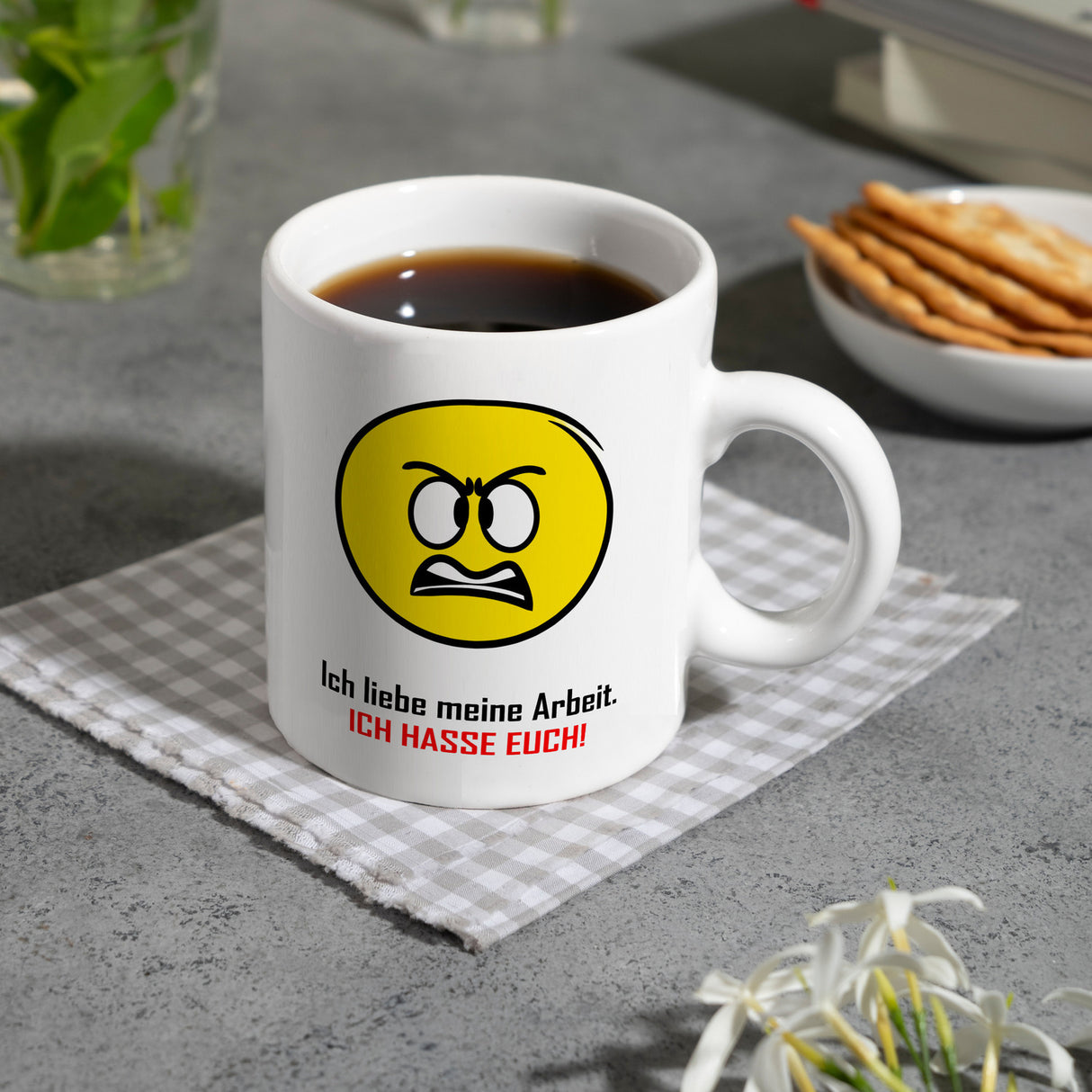 Kaffeebecher mit Spruch: Ich liebe meine Arbeit. ICH HASSE ...