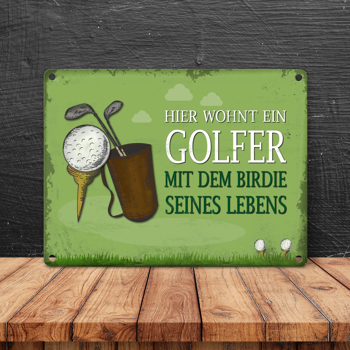 Metallschild mit Spruch: Hier wohnt ein Golfer - mit dem Birdie…
