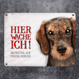 Metallschild mit Dackel Motiv und Spruch: Betreten auf eigene Gefahr ...