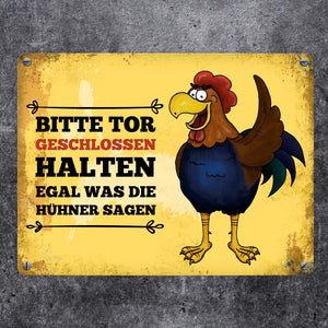 Bitte Tor geschlossen halten Metallschild mit Hahn Motiv - Huhn Hühnerstall Tür