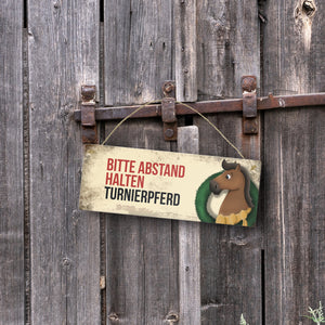 Metallschild mit braunem Turnierpferd Motiv und Spruch: Bitte Abstand halten