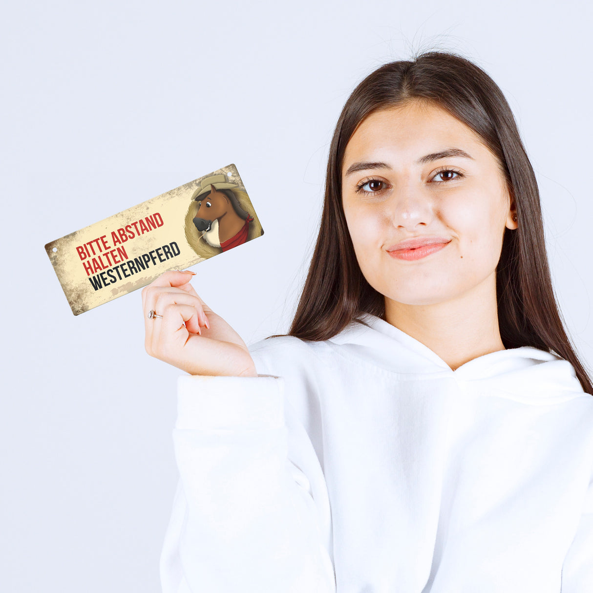 Metallschild mit braunem Westernpferd Motiv und Spruch: Bitte Abstand halten