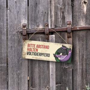 Metallschild mit schwarzem Voltigierpferd Motiv und Spruch: Bitte Abstand halten