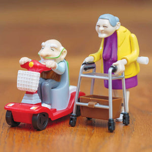 Racing Granny & Speeding Grandad - aufziehbare Senioren
