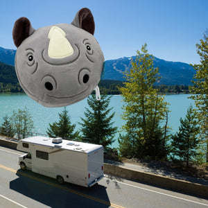 Nashorn Reisekissen mit Augenmaske