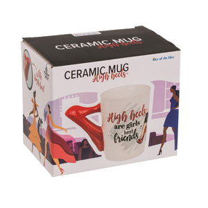 High heels are girls best friends Kaffeebecher mit Stöckelschuh als Henkel