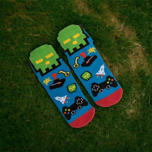 Socken Game Over Zocken Strumpf mit ABS-Sohle in 36-45 im Paar