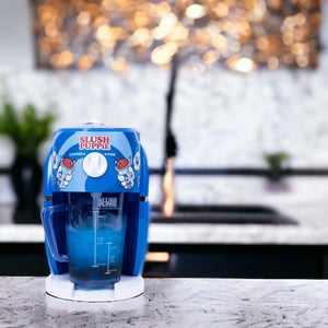 SLUSH PUPPiE Slush-Eismaschine Slusheis-Küchengadget für Zuhause mit Bechern und Strohhalmen