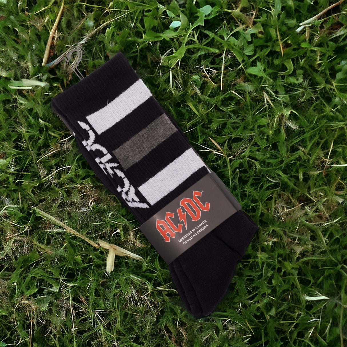 Socken AC/DC High Voltage Fanartikel Strümpfe in schwarz in 43-47 im Paar