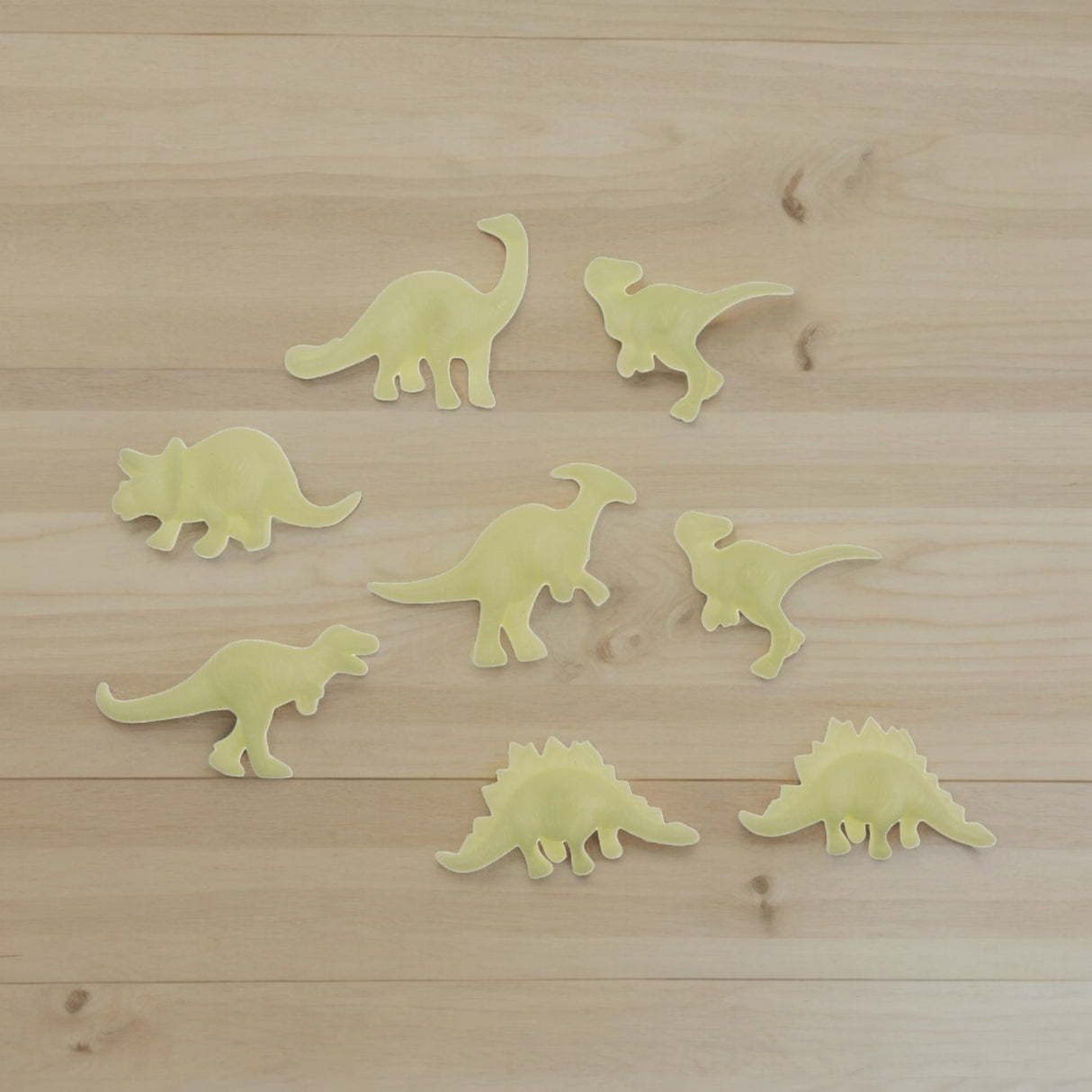 3D-Dinosaurier Leuchtsticker Glow in the Dark Dino Leuchtaufkleber im 8er-Set