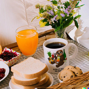 Alkohol ist auch eine Lösung Faultier Kaffeebecher