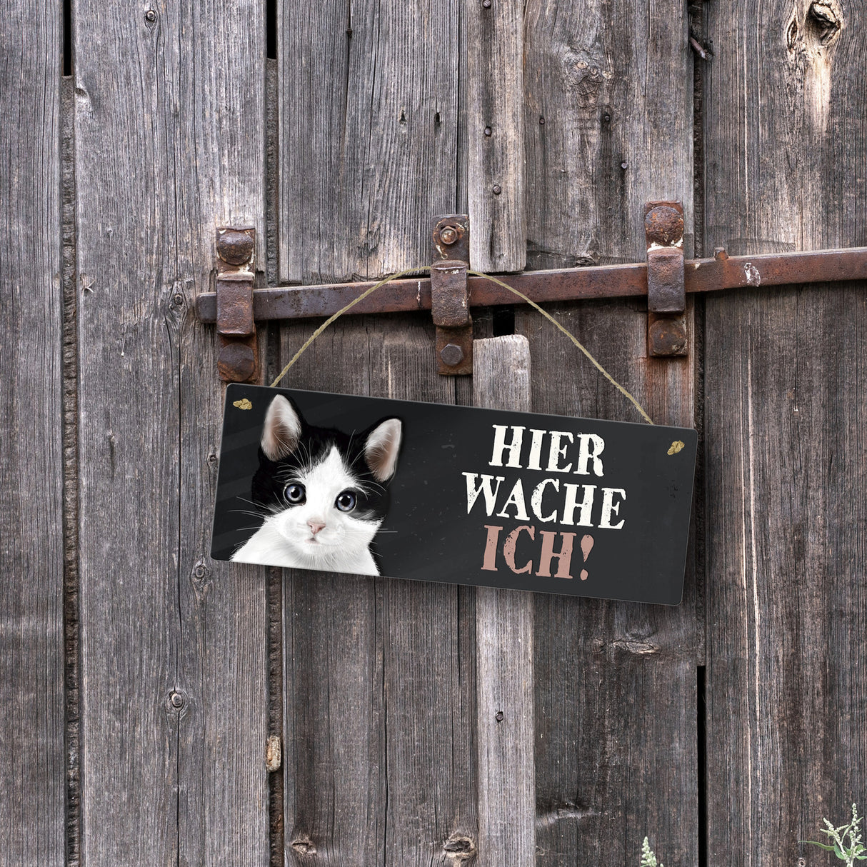 Metallschild mit Katze Motiv und Spruch: Hier wache ich!