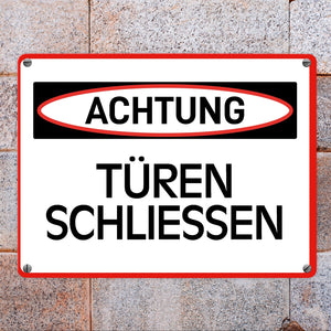 Türen schließen Warn- und Hinweisschild im modernen Design