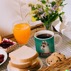 Kaffeebecher mit Spruch: Die coolsten Lamas werden im November geboren