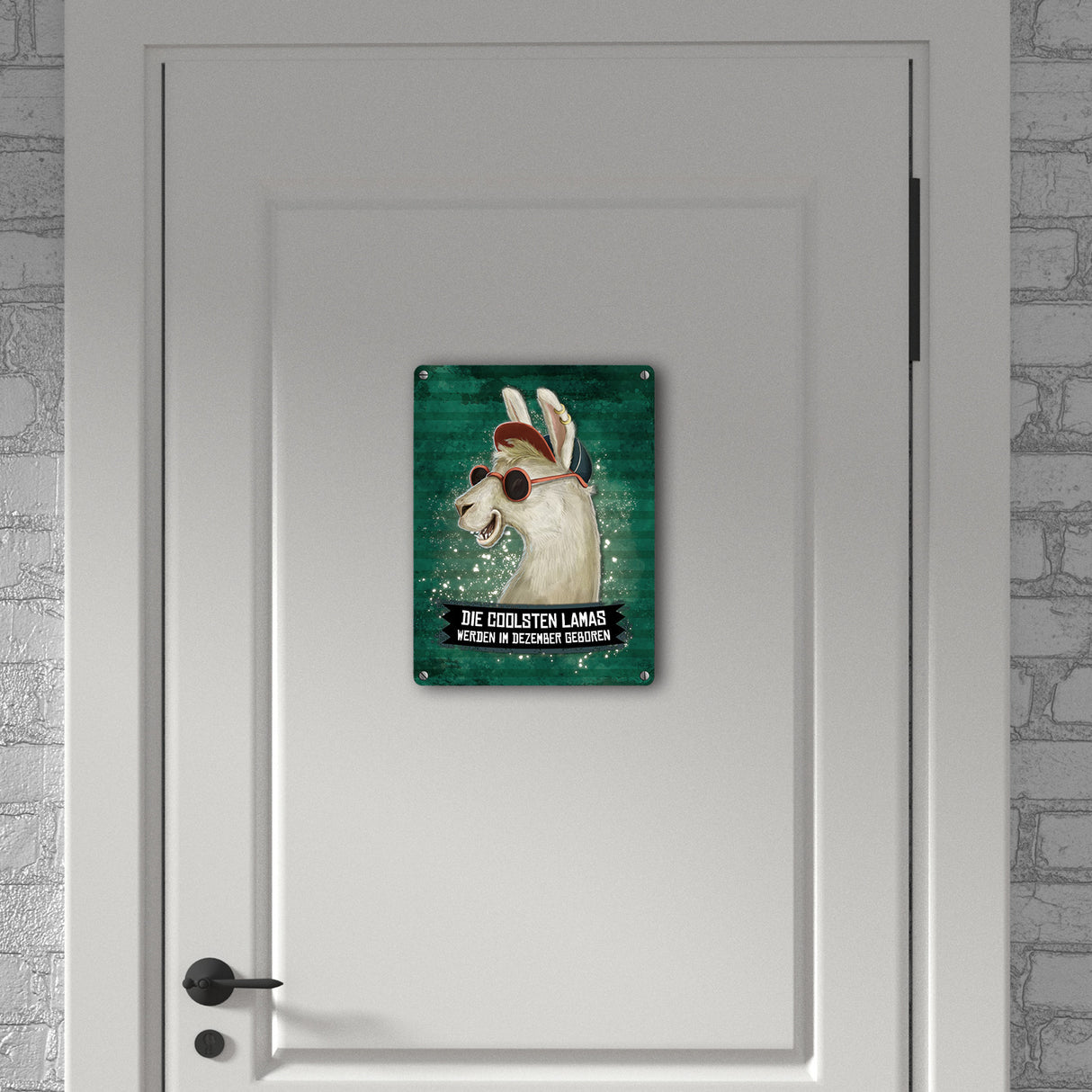 Metallschild mit Spruch: Die coolsten Lamas werden im Dezember geboren