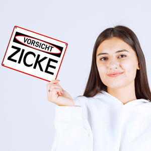 Vorsicht Zicke Warn- und Hinweisschild im modernen Design