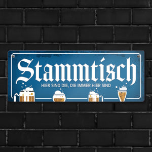Stammtisch Metallschild mit Straßenschild-Optik und Bier Motiv