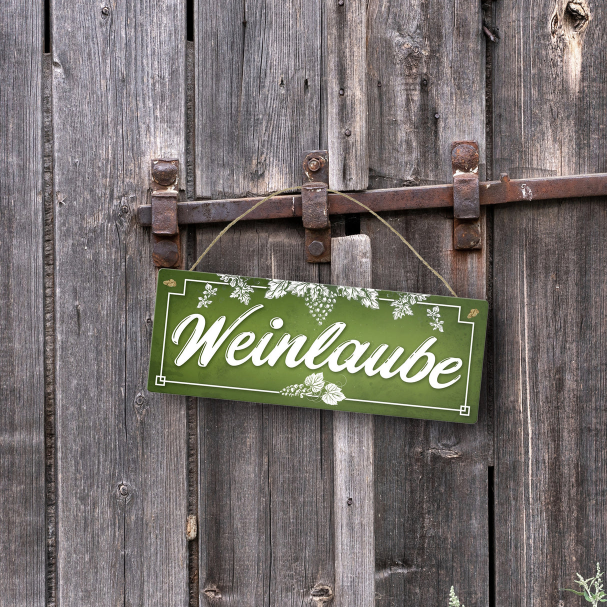 Wein Metallschild mit Weinreben Motiv und Spruch: Weinlaube