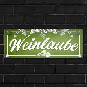 Wein Metallschild mit Weinreben Motiv und Spruch: Weinlaube