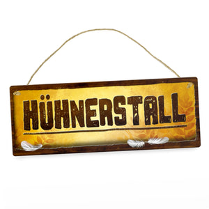 Huhn Metallschild mit Stall Motiv und Spruch: Hühnerstall