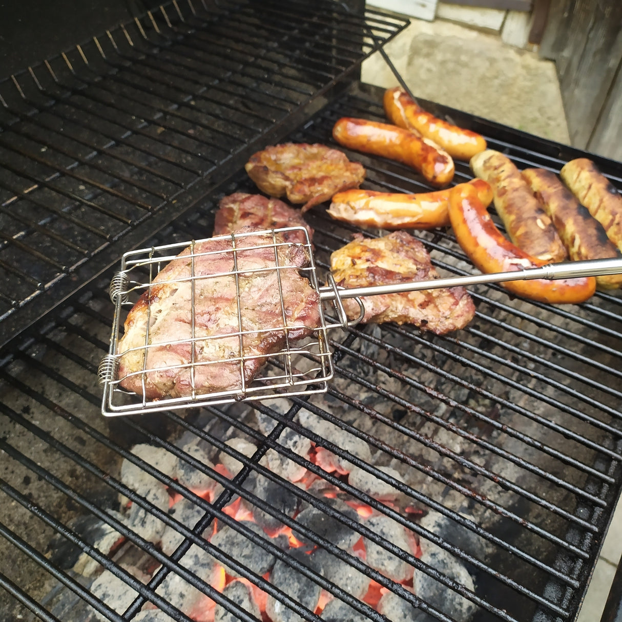 ausziehbares Grillgitter für Fisch, Fleisch oder Gemüse