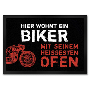 Hier wohnt ein Biker mit seinem heißesten Ofen Motorrad Fußmatte