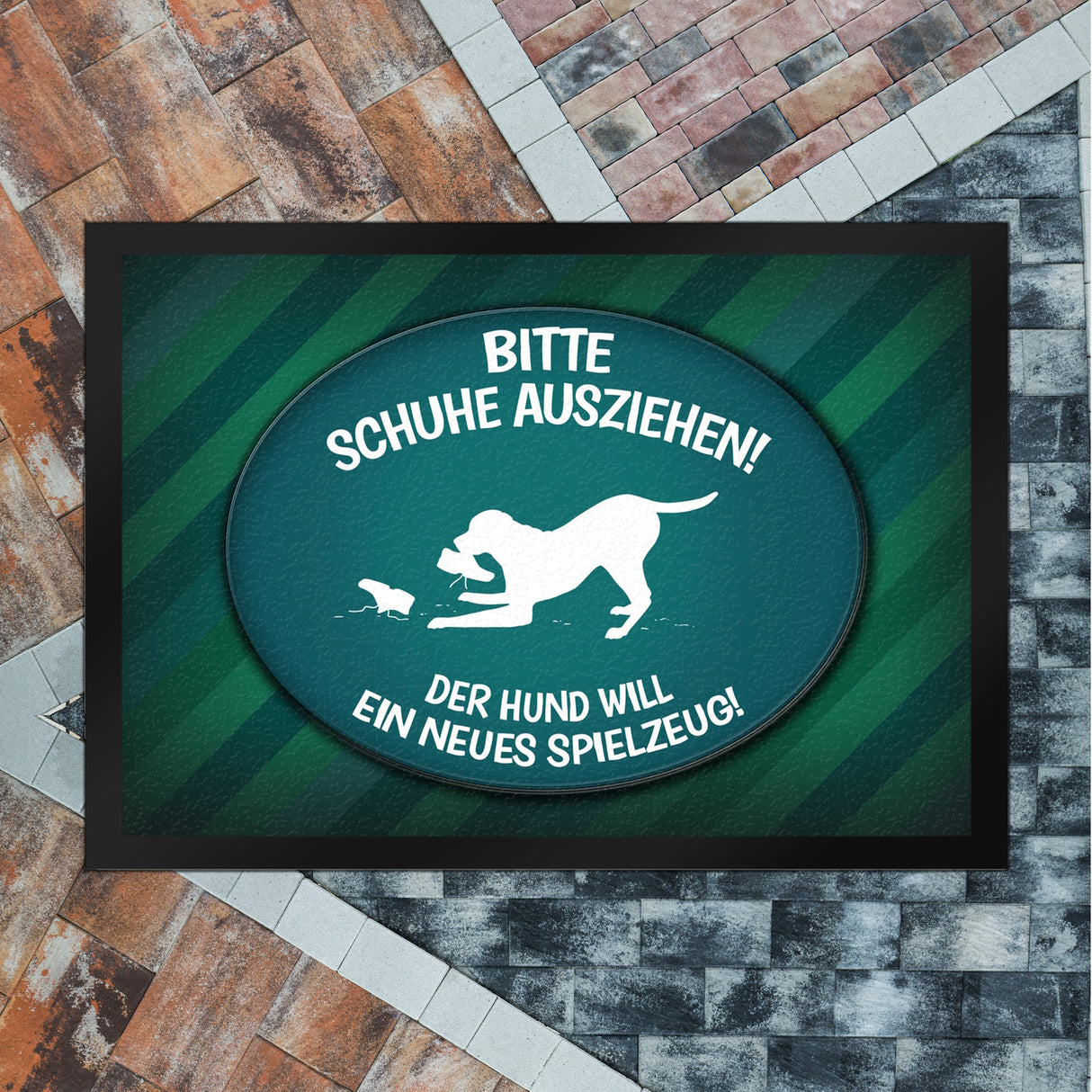 Schuhe ausziehen, der Hund will neues Spielzeug Fußmatte - spielen Wohnung Schuh Hunde Haushalt Füße