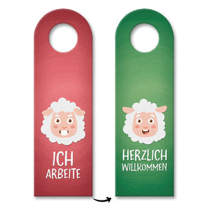 Ich arbeite oder willkommen Türhänger mit Schaf Motiv