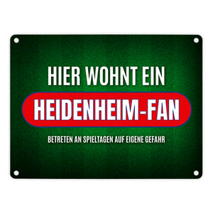 Hier wohnt ein Heidenheim-Fan Metallschild mit Rasen Motiv