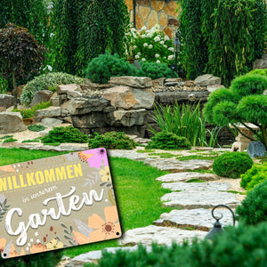 Willkommen in unserem Garten Metallschild mit Blumenmustern