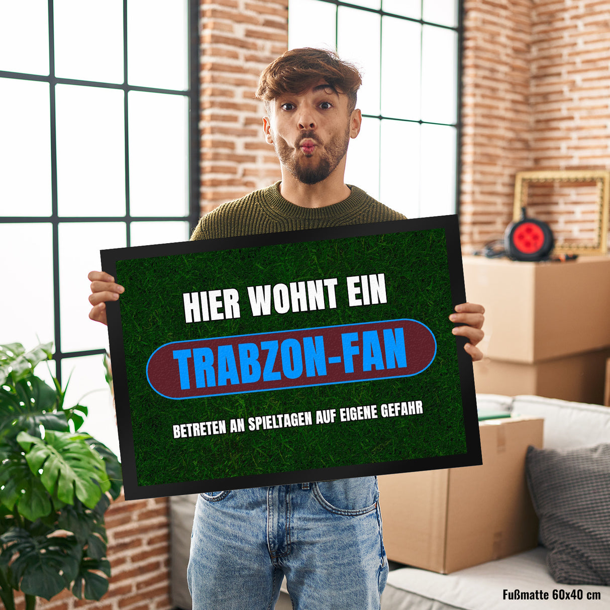 Hier wohnt ein Trabzon-Fan Fußmatte in 35x50 cm mit Rasenmotiv