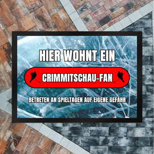 Hier wohnt ein Crimmitschau-Fan Fußmatte in 35x50 cm mit Eishallen Boden-Motiv