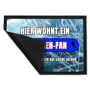 Hier wohnt ein München-Fan Fußmatte in 35x50 cm mit Eishallen Boden-Motiv
