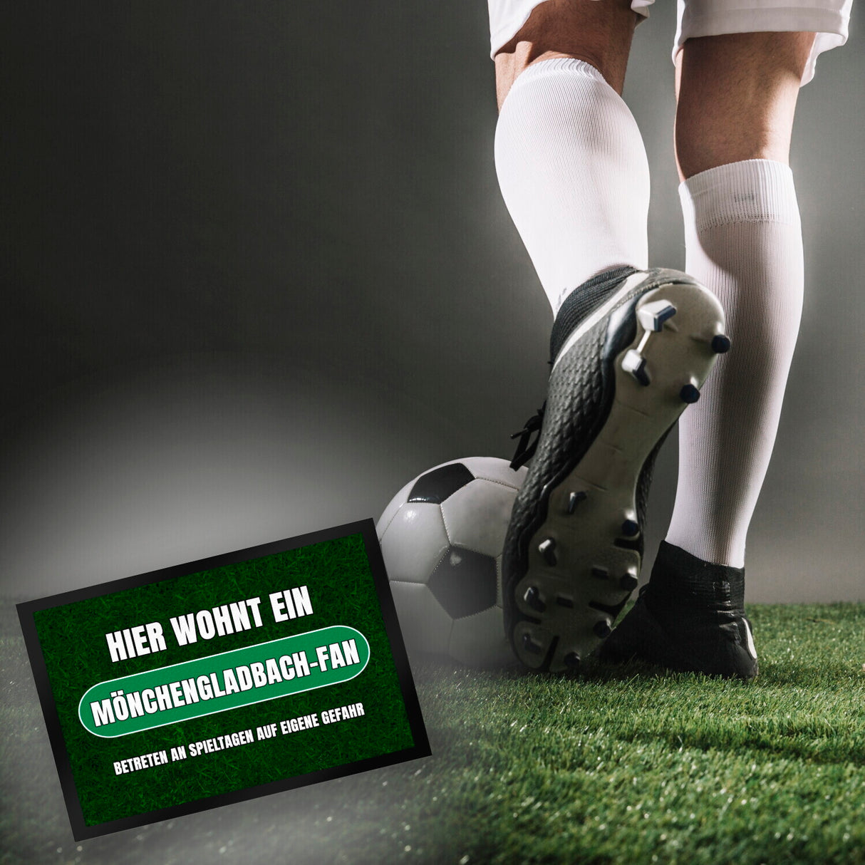 Hier wohnt ein Mönchengladbach-Fan Fußmatte mit Rasenmotiv