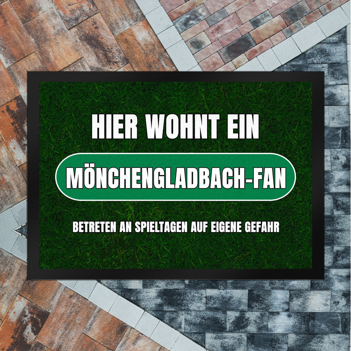 Hier wohnt ein Mönchengladbach-Fan Fußmatte mit Rasenmotiv