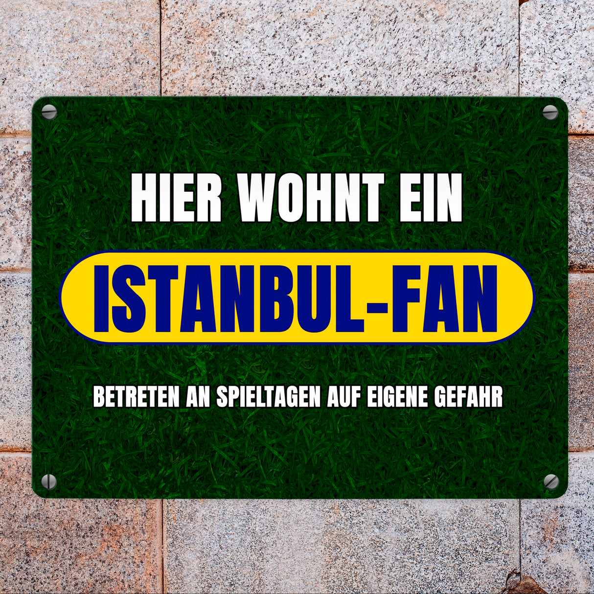 Hier wohnt ein Istanbul-Fan Metallschild in 15x20 cm mit Rasenmotiv