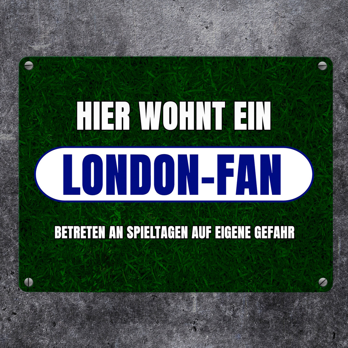 Hier wohnt ein London-Fan Metallschild in 15x20 cm mit Rasenmotiv