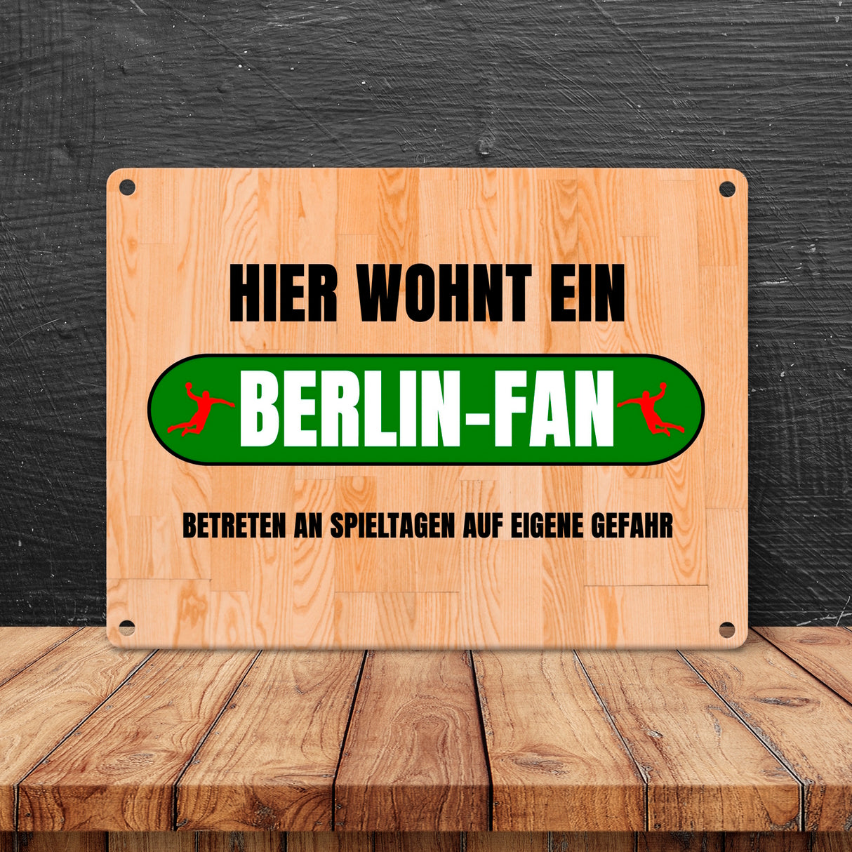 Hier wohnt ein Berlin-Fan Metallschild in 15x20 cm mit Turnhallenboden Motiv