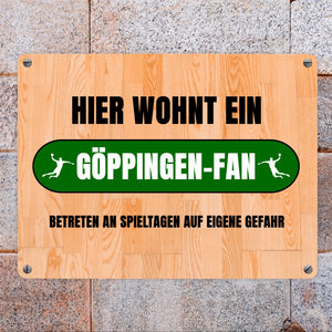 Hier wohnt ein Göppingen-Fan Metallschild in 15x20 cm mit Turnhallenboden Motiv