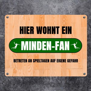 Hier wohnt ein Minden-Fan Metallschild in 15x20 cm mit Turnhallenboden Motiv