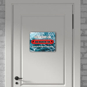 Hier wohnt ein Bad Nauheim-Fan Metallschild in 15x20 cm mit Eishallen Boden-Motiv