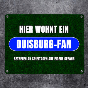 Hier wohnt ein Duisburg-Fan Metallschild in 15x20 cm mit Rasenmotiv
